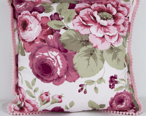 Large-Pretty-Rose-print-cushion-with-border-Large-front-BC00016