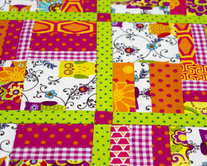 Its-a-Hoot-Pink-Patchwork-blanket-detail