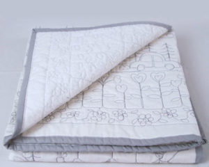 My-Family-Quilt-White-with-Silver-grey-detail-flipback