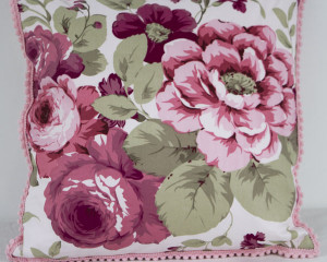 arge-Pretty-Rose-print-cushion-no-border-Large-front-BC00019