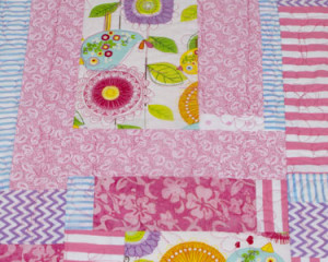 A-Little-Bird-Told-Me-patchwork-quilt-detail