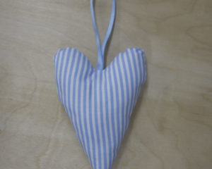 Love with flowers blue stripe heart back